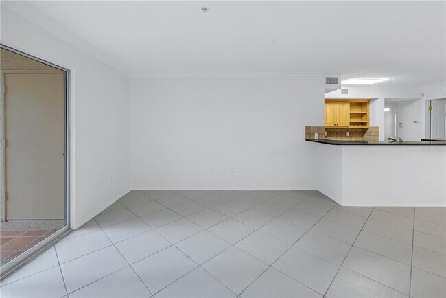 Building Photo - 2400 Feather Sound Dr