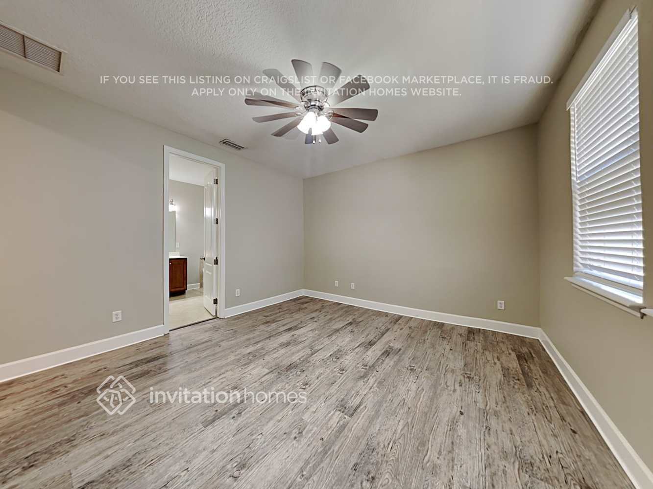 Building Photo - 12243 Woodbend Ct