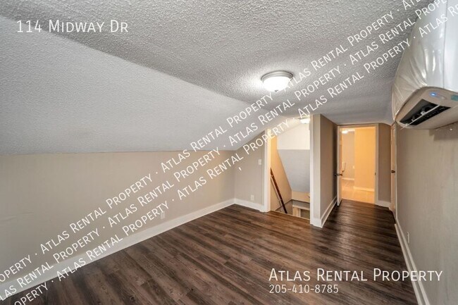 Building Photo - 114 Midway Dr
