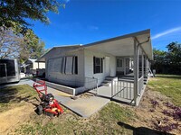 Building Photo - 11854 Cove Pl