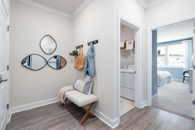 Building Photo - 6180 Misty Hill Ln