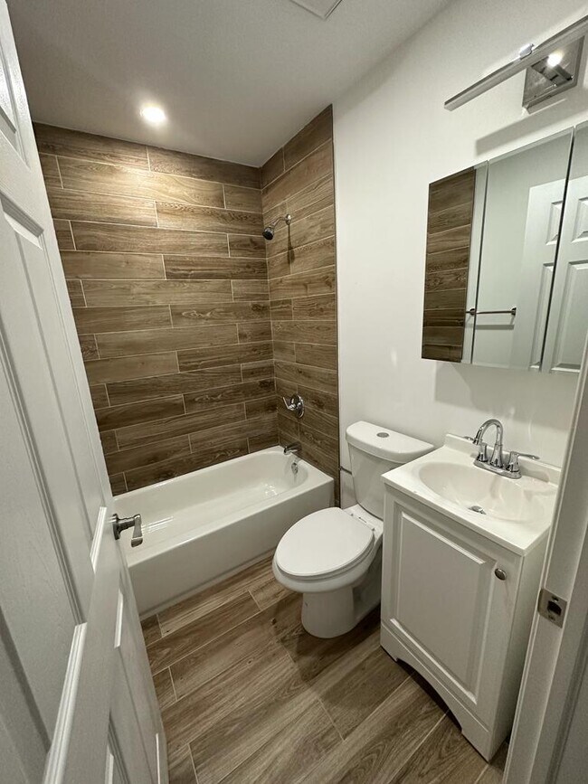 Building Photo - 3432 N 18th St