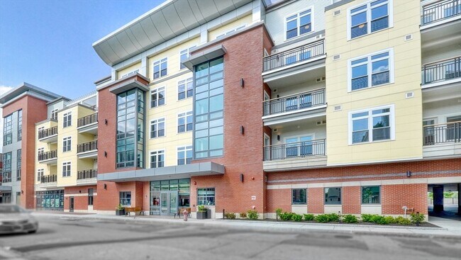 Building Photo - 62 Foundry St