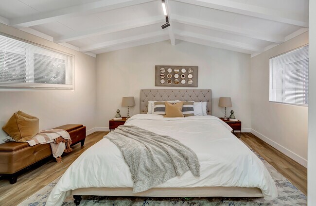 Building Photo - 20641 Archwood St