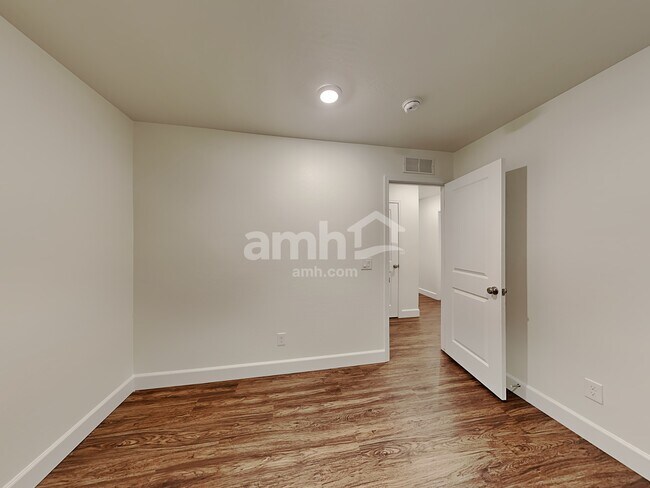 Building Photo - 669 West Bosal Dr