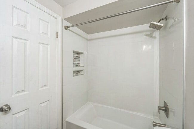 Building Photo - 4588 Grebe Pl
