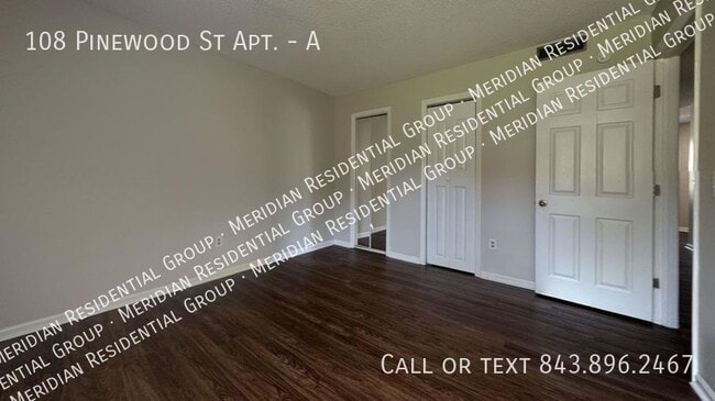 Building Photo - 108 Pinewood St