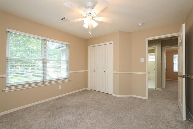 Building Photo - 47 E Greywing Cir