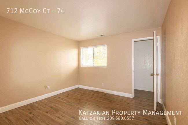 Building Photo - Upstairs 2-Bedroom 1-Bath Lodi Condo Gated...