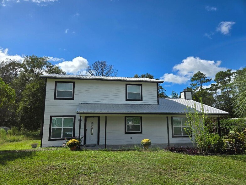 Building Photo - 1560 7th Ave