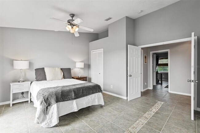 Building Photo - 574 Ryans Woods Ln