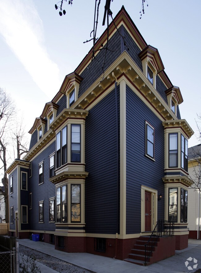 Building Photo - 36 Chapin Ave