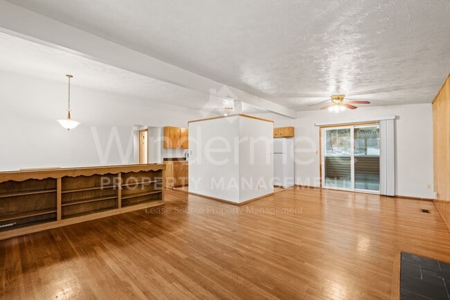 Building Photo - Welcome to the Spokane Valley