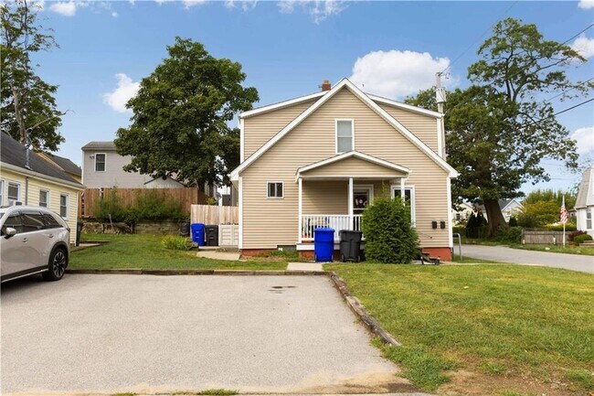 Building Photo - 141 Stanton Ave