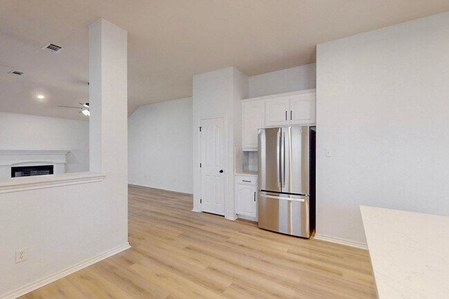 Building Photo - 4817 Valley Springs Trail