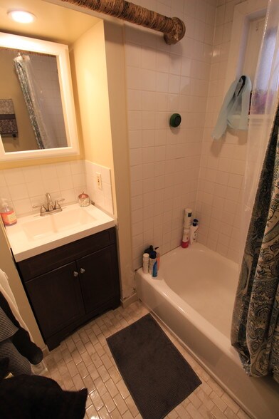 Building Photo - 15 Wellman St