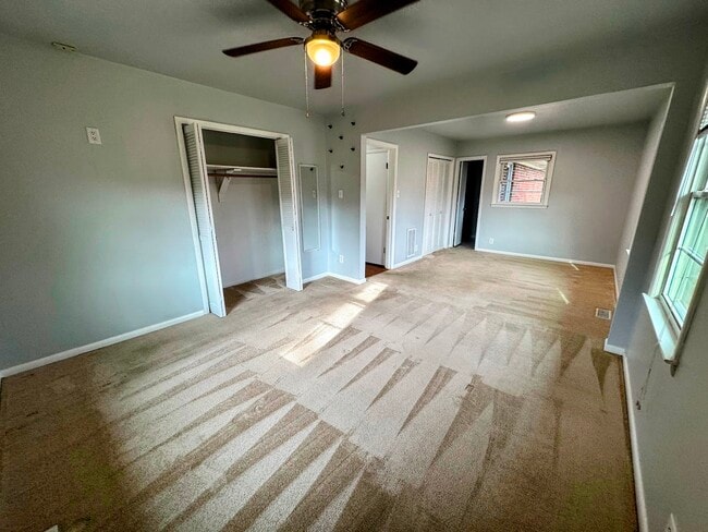 Building Photo - 11 Cooks Rd