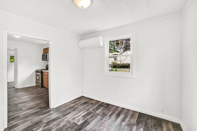 Building Photo - Coming Soon! Charming Cape Cod Near Coloni...