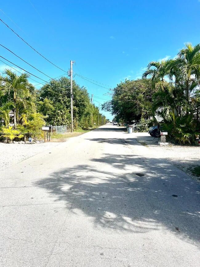 Building Photo - 31107 Ave I