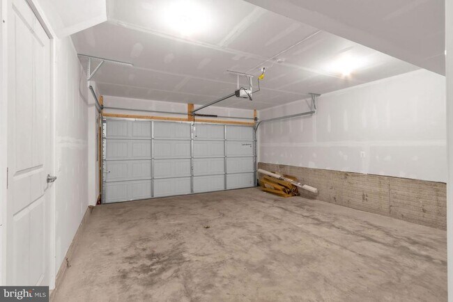 Building Photo - 2216 Partin Rd