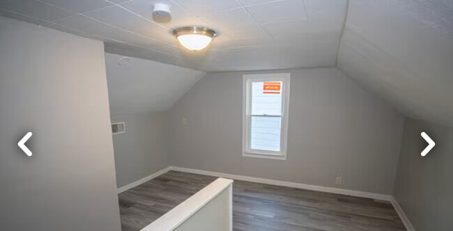 Building Photo - 13617 Sprecher Ave