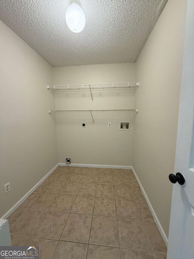 Building Photo - 16 Sapelo Dr