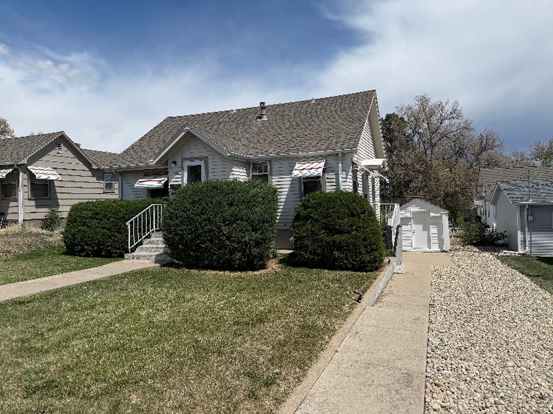 Primary Photo - 2232 10th Ave