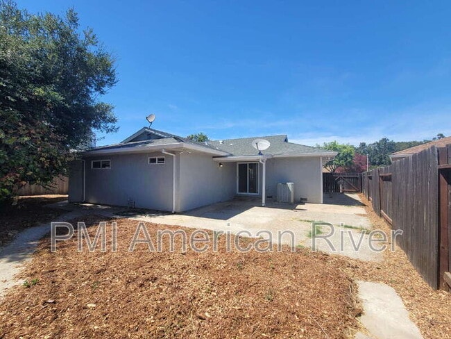 Building Photo - 7034 Cromwell Way