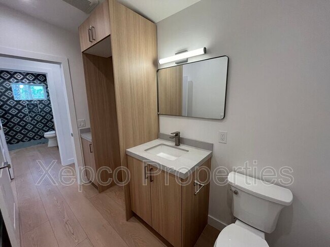 Building Photo - 38702 Paradise Way