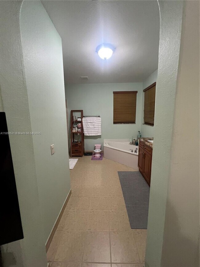 Building Photo - 16427 SW 82nd St