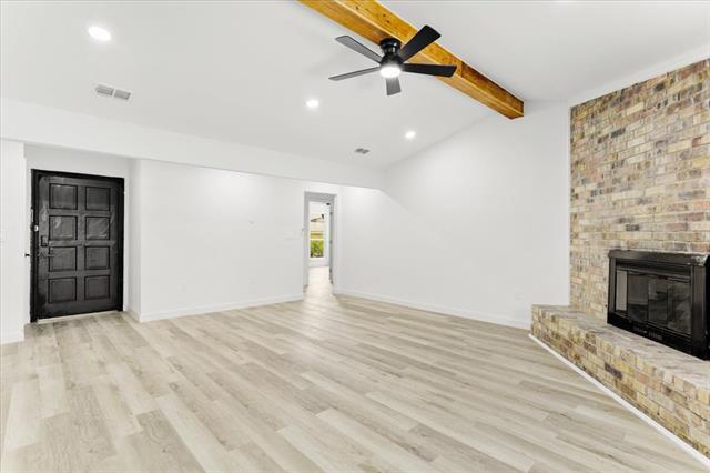 Building Photo - 2149 Willow Pl