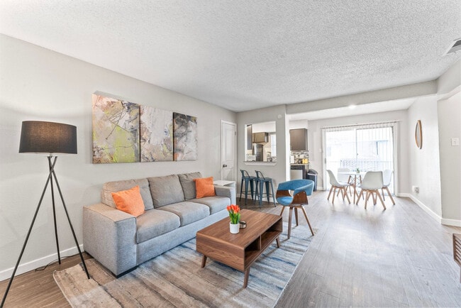 Building Photo - 2215 Town Lake Cir