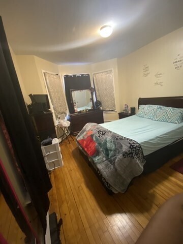 Building Photo - 61 Vine St