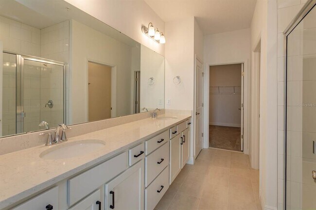 Building Photo - 6927 Nemours Pkwy