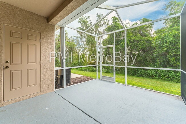 Building Photo - 15706 Fishhawk Falls Dr