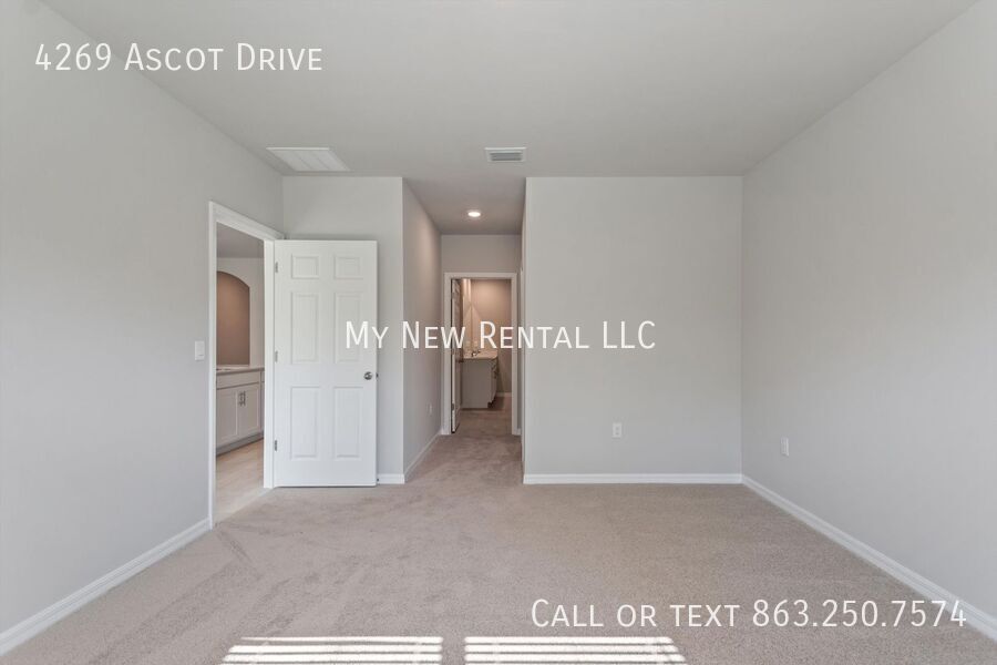 Building Photo - 4269 Ascot Dr