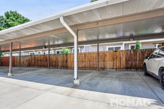 Building Photo - Charming 2BR Townhome in Arvada