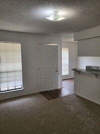 Building Photo - 1209 Avondale Ct