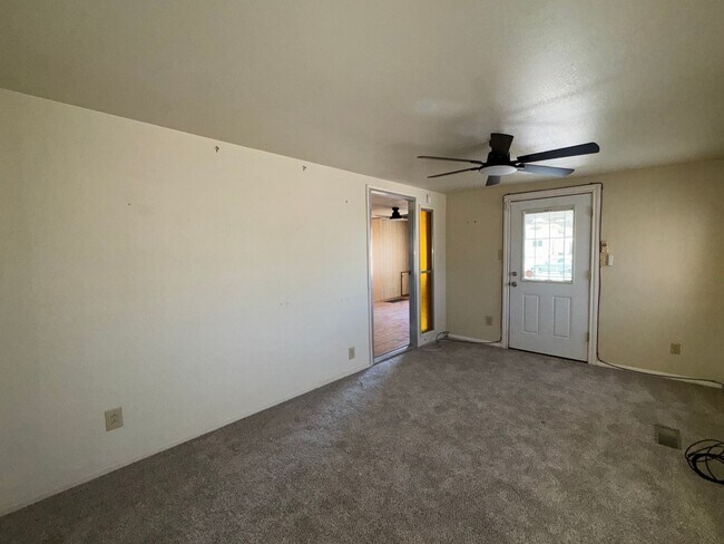 Building Photo - 2453 6th St