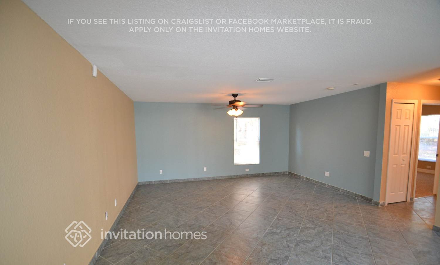 Building Photo - 3002 Alesio Ave