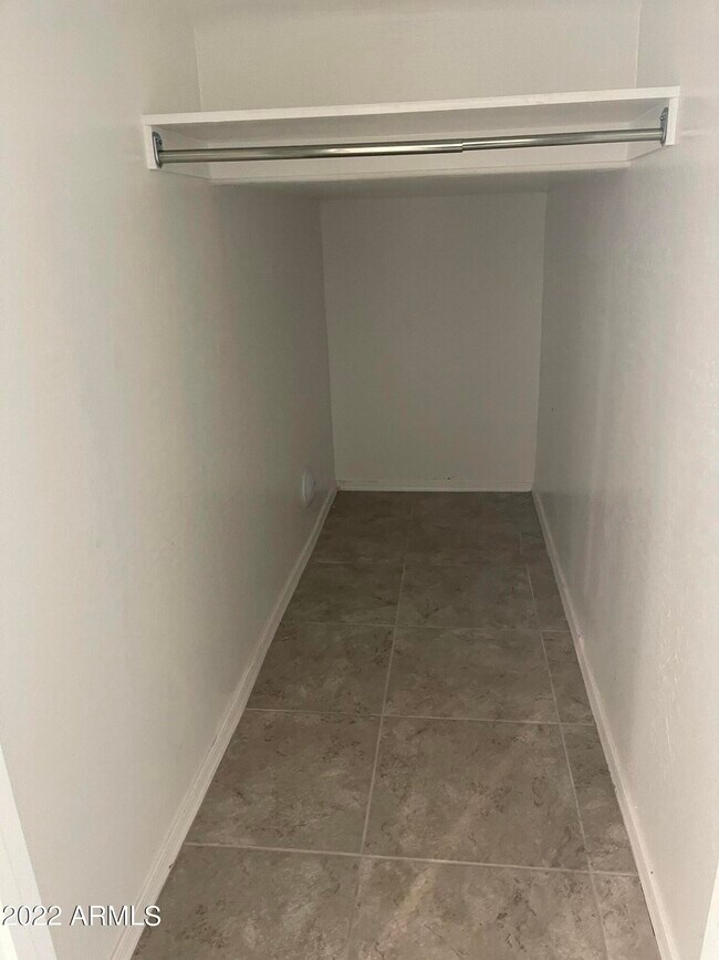 Building Photo - 36597 W Santa Clara Ave