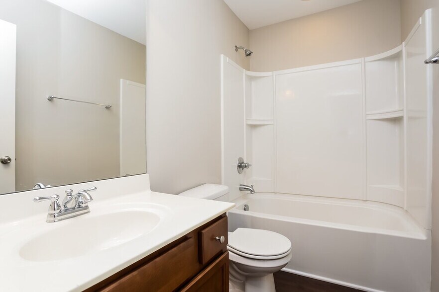 Building Photo - 5307 Glenmorgan Ln