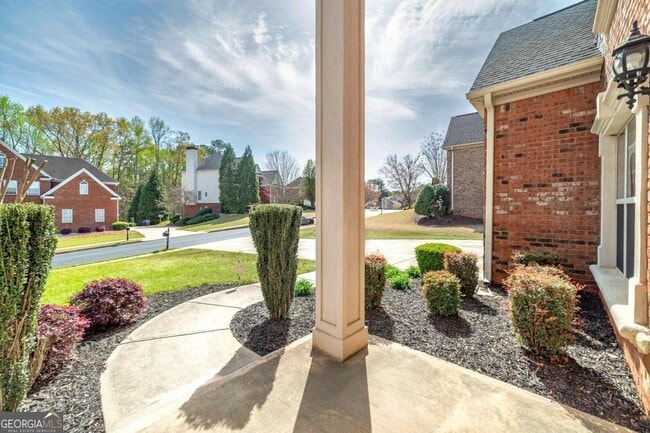 Building Photo - 344 Langshire Dr