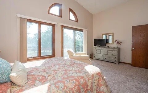 Building Photo - 551 Shadydale Dr
