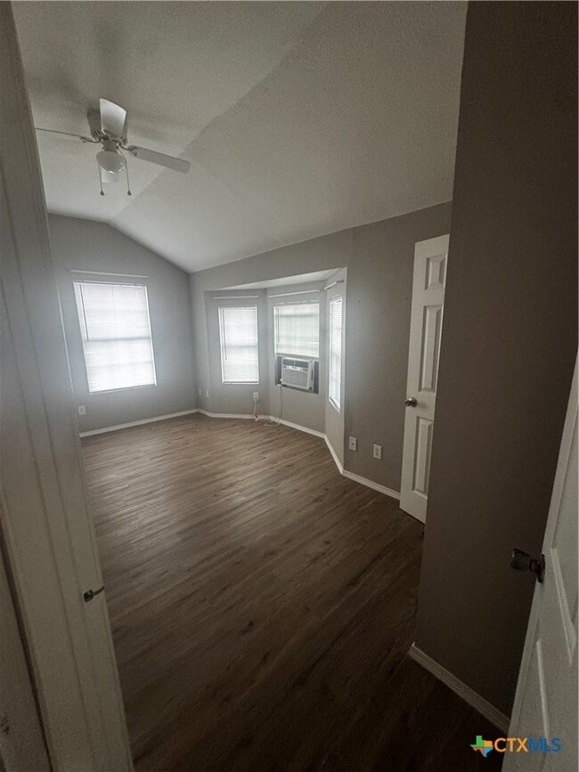 Building Photo - 1451 Offermann Hill Rd