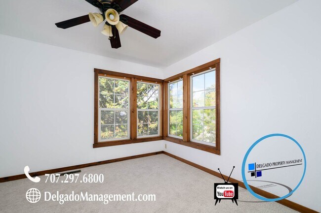 Building Photo - Spectaular Benicia 3 bedroom home
