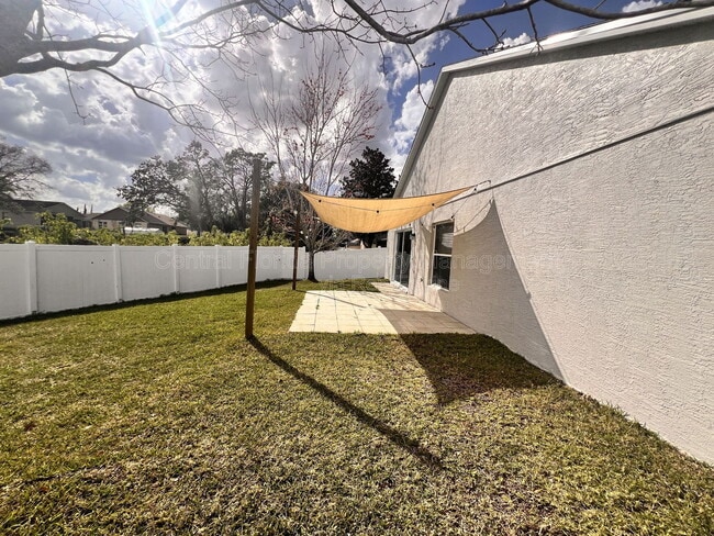 Building Photo - 3930 Lakeside Reserve Ln