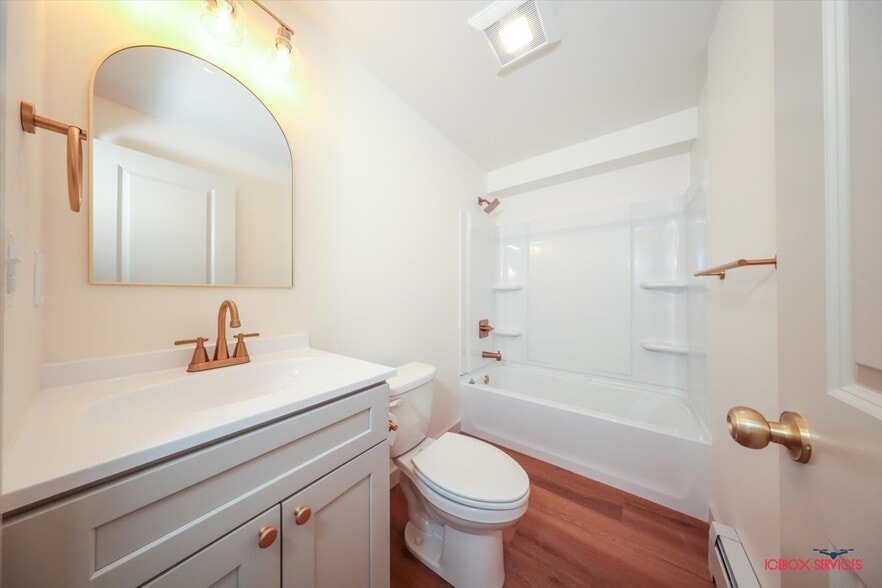 Building Photo - 13770 E Rose Garden Cir
