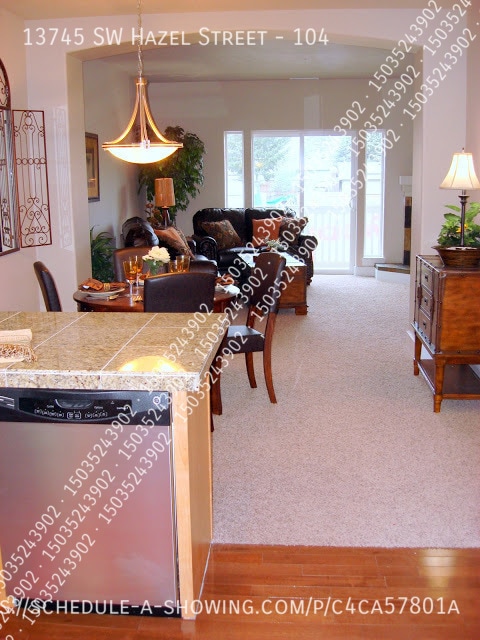 Building Photo - 13745 SW Hazel St