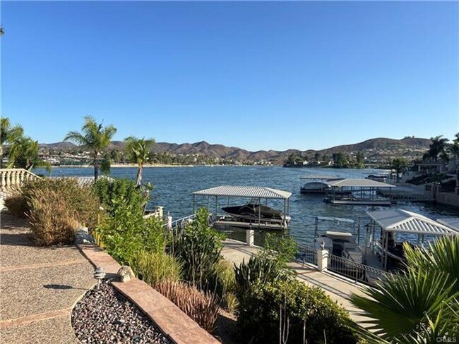 Building Photo - Stunning Lakefront Retreat in Gated Canyon...